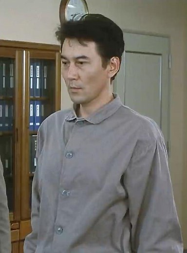 【孤独な魂の相棒】8年の服役を終えた男が、刑務所から連れ出した「意外な友」｜映画『うなぎ』#shorts