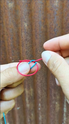 Easy Tie A String Line Sheet Bend. #stringline #sheetbend #paracordstringline
