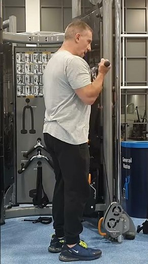 The Perfect Cable Bicep Curl Form (Step-by-Step)