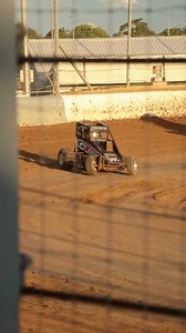 This weekend is a big one - this Friday and Saturday night we’re taking on the New Zealand Midget Championship at Baypark Speedway with former New Zealand Champion, Hayden Williams Racing, behind the wheel of the 27m GT Radial Tires (GLOBAL) HLR Midget. Let’s go racing 🏁Footage courtesy of @speedviz | HLR Racing NZ