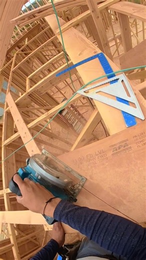 11 pitch rafter #fypシ #construction #parati #maestro #skills #professionals #quality #carpentry #fblifestyle #reels | Lopez Construction