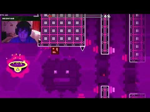 A osu! player plays geometry dash