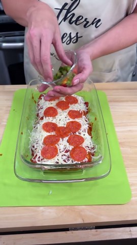 The Easiest Stuffed Crust Pizza: Your New Favorite Recipe!