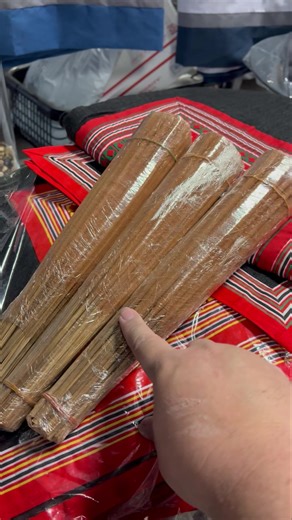 HMONG INCENSES: My number# 1 customer that buy these are not Hmong. | Billy's Hmong Shop
