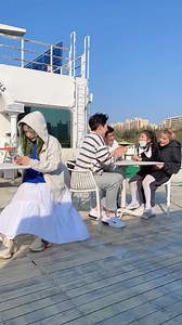 1.8M views · 10K reactions |  #onoppa #viral #prank | 온오빠 On Oppa | Facebook