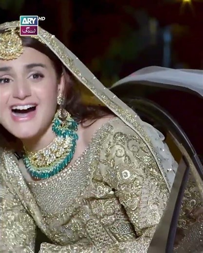 Hira Mani - 𝐁𝐫𝐢𝐝𝐚𝐥 𝐋𝐨𝐨𝐤❤️ | #shorts #wedding #bridal #hiramani