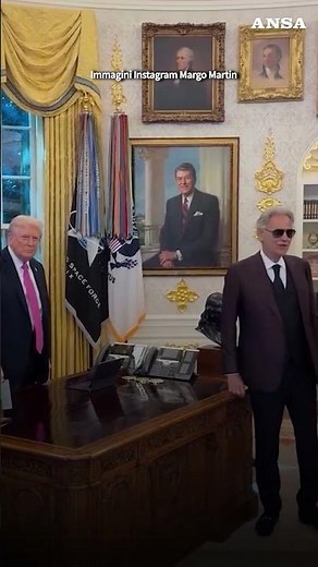 Bocelli canta per Trump alla Casa Bianca #ansa #news