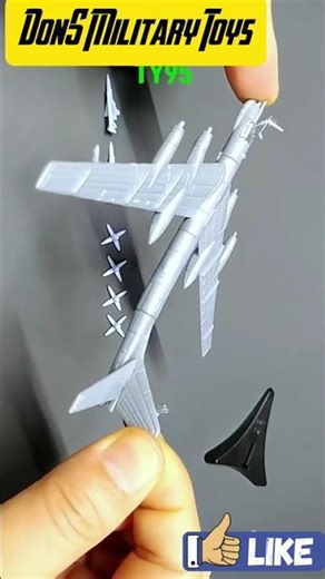 Tupolev TU-95 turboprob bomber Rusia miniature model #perang #tempur