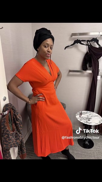Makeover Style moments with this beautiful woman, Christina Cooper ✨ Just days before stepping into the hottest AI Fueled Profits event by Alicia Lyttle — and baby, the energy was already activated. When a woman is about to take the stage as a panelist, her look has to match the level she’s walking into. We curated with intention. Elevated. Polished. Powerful. Because when you’re speaking in rooms that shift industries, your presence should speak before you do. Christina, congratulations on owni
