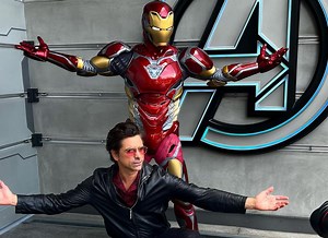 John Stamos Shares Behind the Scenes Look at Upcoming Van Eaton Disney Auction | Chip and Company