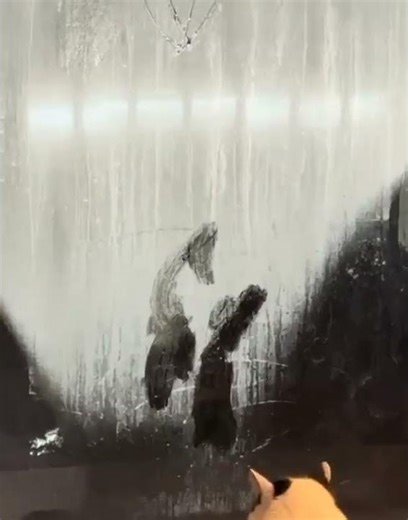 The Cat Realized That Pictures Could Be Drawn On The Window