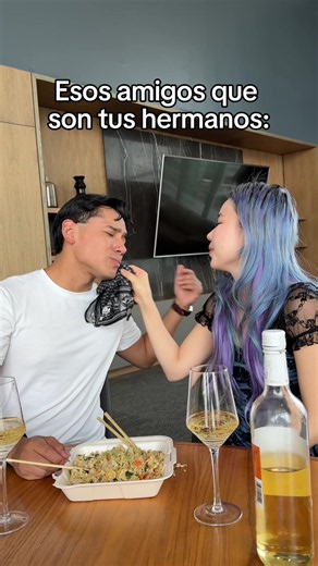 Más que amigos, hermanos 😂 @Chingu Amiga @Sonrixs | Dos Mujeres Un Camino