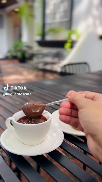 Fresh Hot Pandesal and Chocolate: Perfect Merienda Treats