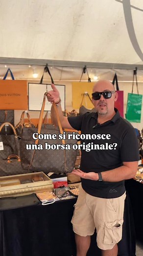 👀Come riconoscere una borsa Louis Vuitton originale? 👉🏻Francesco di Luxuryvintage Italia ci svela in questo video tre modi (il terzo per veri pro!) per fare acquisti più consapevoli e mirati. Questa è la prima puntata del nostro nuovo format ideato da Maria Brandozzi e Valentina Bova - Vintage Lovers su “CONSIGLI ESPERTI DAL MERCATINO”. Qual è il prossimo “segreto da pro” che vorresti scoprire? Scrivicelo nei commenti e segui @mercatiniantiquari per scoprire tutte le date dei nostri eventi ❤️