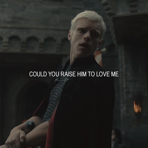 such a brat that he asked Elna’s favor in front of Valarr #aknightofthesevenkingdoms #hotd #houseofthedragon #aeriontargaryen #gameofthrones