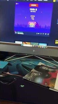 Mickey Mouse episode 8 Mickey play on a computer