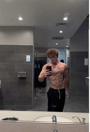 Understanding Chronic Shoulder Pain: Causes and Solutions