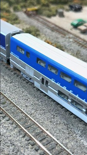 N scale Kato USA model trains 1:160 gauge railroad California Surfliner museum layout Los Angeles LA