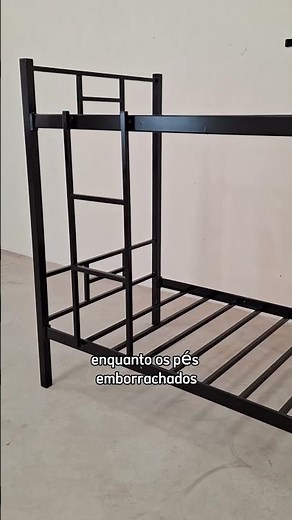Cama Beliche Solteiro 100 % Aço / Ferro com Escada e Grade de Proteção Reforçada Cor Preta Itagold