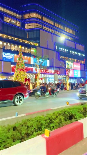 Nơi đông đúc nhất Thành Vinh #vincomvinh #vincom #vincomkhaitruong#vinh