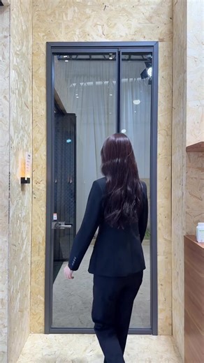 China door and window manufacturer, producing aluminum alloy doors and windows, soundproof doors and windows, insulated doors and windows