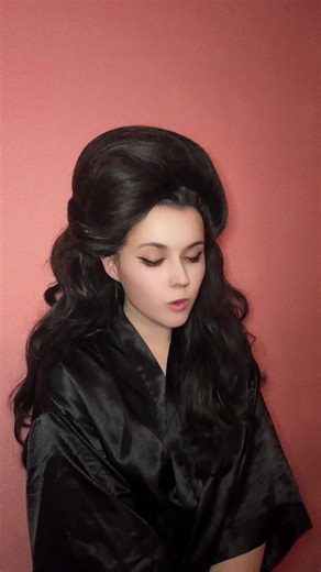 1960's Beehive Hairstyle: A Timeless Classic