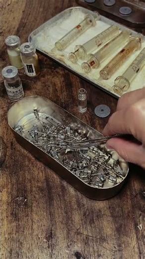 Old School Nursing: How Injections Used to be Prepped #VintageMedicine #MedicalHistory #GlassSyringe