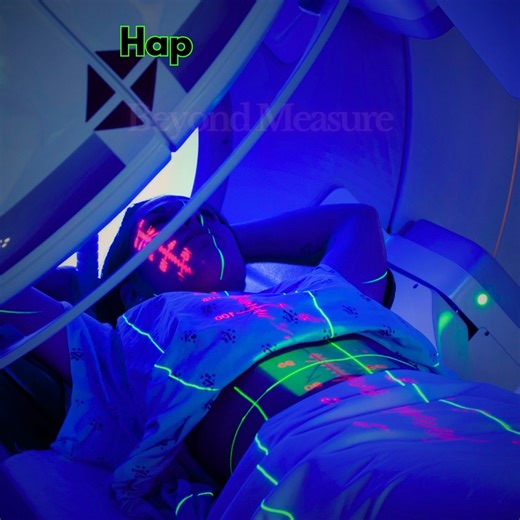 Medical dosimetrists calculate the dose of radiation used to destroy cancerous tumors while preserving normal tissues. Today we celebrate their contribution to #RadiationTherapy and cancer treatment. #MedicalDosimetry #RadiologyInfo | RadiologyInfo.org