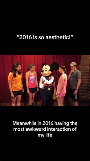 Literally in tears from laughing so hard - - - - #disneyworld #mickeymouse #meetandgreet #characterinteractions #disneycharacters