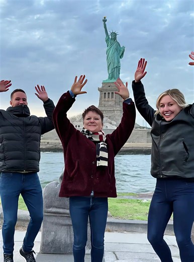 Tearin’ it up with Ms. Liberty. 👏👏👏