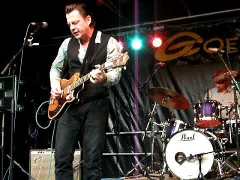 Pretty Thing / Bo Diddley & Little Paranoia Ian Siegal Band @ 't Goezot - Oud Turnhout 07.06.09