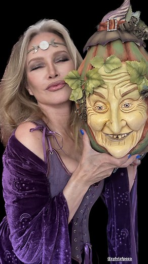 “When witches go riding and black cats are seen, the moon laughs and whispers—‘Tis near Halloween!” ✨✨✨Happy Halloween Everyone! 🧙‍♀️✨🔮✨🧹#witchybrewluncheon #halloweenfun #brewupsomemagic #girlsjustwannahavefun | Sylvia Fernandez Pozo