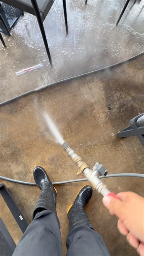 🔥💦 The Power of Hot Water Pressure Washing | Tough on Grease, Safe on Surfaces