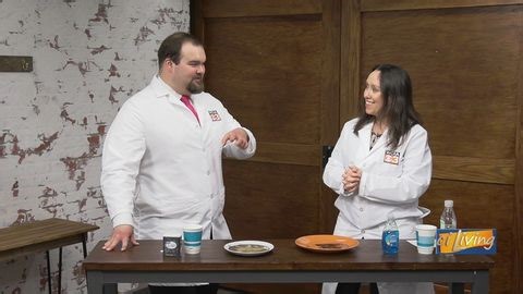 Amazing Surface Tension Experiment with Pepper and Dish Soap | Haystack News