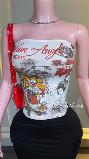 Clé Clothess on Instagram: "New arrivals 🤍 Top size S-M $800 Falda size XS-S $1250"