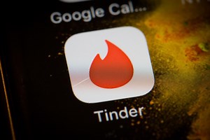 Tinder adds Reactions to help you make a point in chats