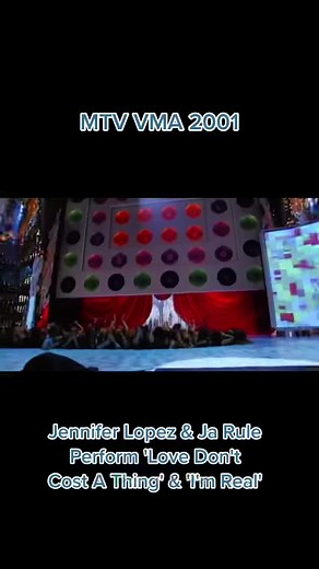Jennifer Lopez y Ja Rule en MTV VMA 2001