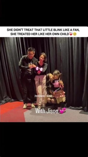 Jisoo is so sweet #jisoo #blackpink #shorts