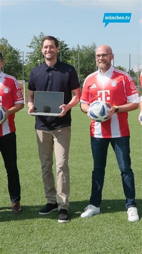 ⚽ Kick and Code – Kicken trifft Coden! Was ist besser – am Computer...