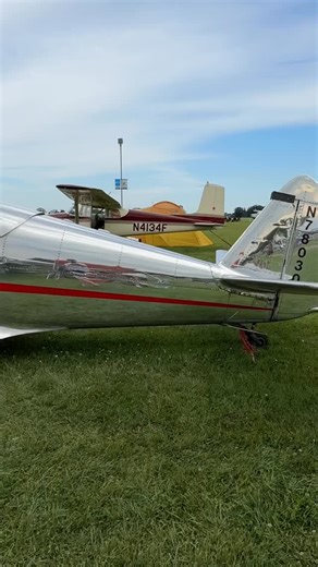 This #TaildraggerTuesday touchdown with a 1946 Globe GC-1B, flying proof they don’t make ‘em like they used to! ✨🔥 #BarnstormersPizza #StJosephMI #AirVenture2025 #VintageAircraft | Barnstormers Pizza