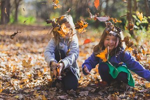 10 Fall Songs In Spanish For Kids — Music for Kiddos