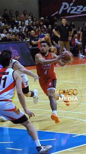 Sneaky RJ! 👀 #SEMIFINALS 🔴 LIVE ON: PBA Rush, RPTV ch9, Pilipinas Live & One Sports YouTube! ➡️ Tickets available here: https://www.ticketnet.com.ph/ #PBA50 #PhilCup #PBA50LID | PBA