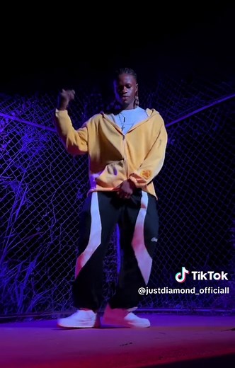 Happy Feet Dance Tutorial for Cool Walking Moves