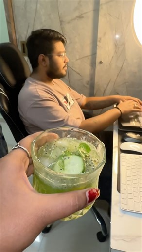 Mojito 🌿”• “Cucumber Mojito = Instant Refreshment 🍋🥤”#cucumbermojito#mojitovibes##refreshingdrink