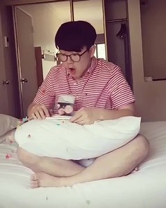 Just a collection of some of our favourite Boomf Bomb reactions 😂🙌🏼 Send them more than a card! 📮🌎 #boomf #boomftakestheworld | boomf