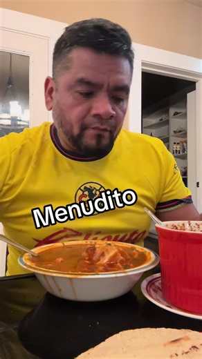 Menudito: Un Placer Culinario Tradicional Mexicano