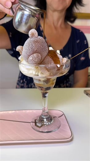 616K views · 3.8K reactions | The cutest coffee shop in Las Vegas! This is cafe de Flores located on eastern Avenue about 15 minutes from the strip | Lasvegasbloggerandi | Facebook