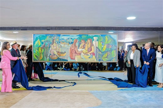Restoring democracy: 21 artworks return to Planalto Palace