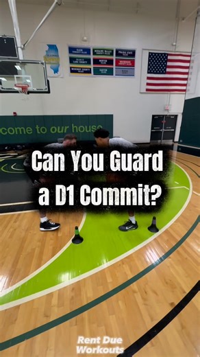 Can you guard a D1 Commit in basketball 1v1?🏀 #basketball #ncaa #1v1