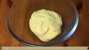 Learn how to make butter at home with just ONE ingredient! You will also learn how to make buttermilk. Recipe : http://meadowbrownbakery.com/how-to-make-butter-at-home/ #howtomakebutterathome #homemadebutter #meadowbrownbakery #howtomakebuttermilk Electric hand mixer : http://amzn.to/2yCwPsH (affiliate) Kitchen Scale : http://amzn.to/2FUsHI9 (affiliate) | Meadow Brown Bakery